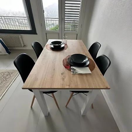 Apartment T3 64m2 Avec Balcon, Vue Sur Le Centre Historique, Wi-fi Et Parking Gratuit *